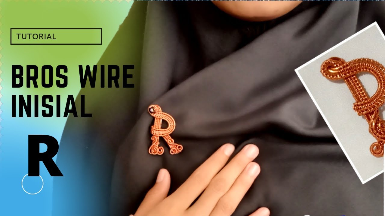 Bros inisial R dari kawat tembaga