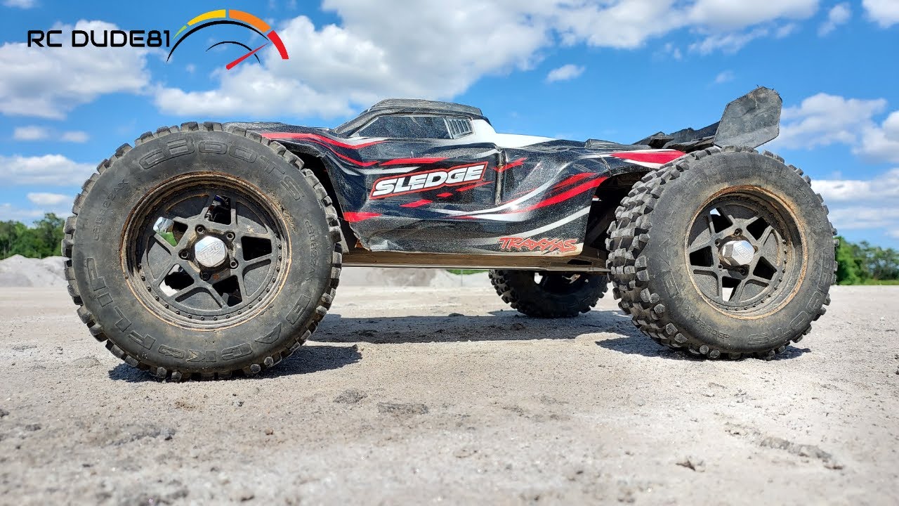 TRAXXAS Sledge M2C Chassis, tips, motormount and Basherqueen towers! MEGA pounding!