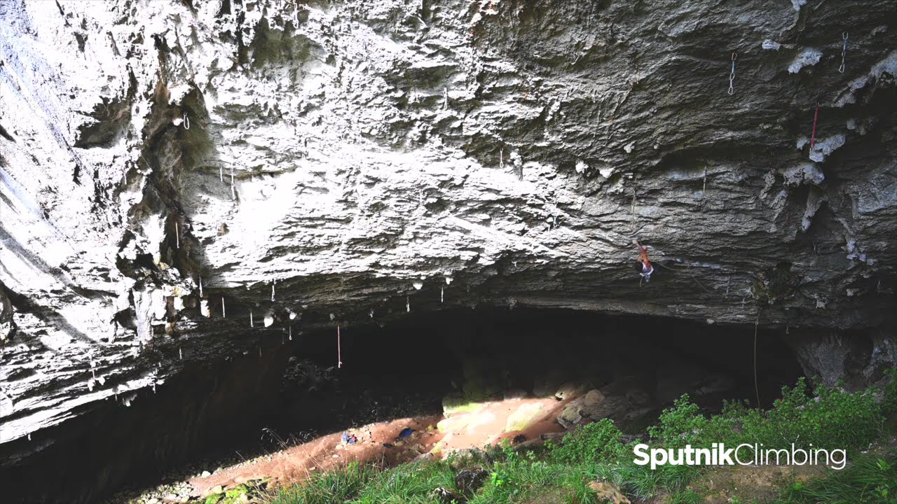 Iñi Ameriketan por Ainhize Belar y el #equipo Sputnik