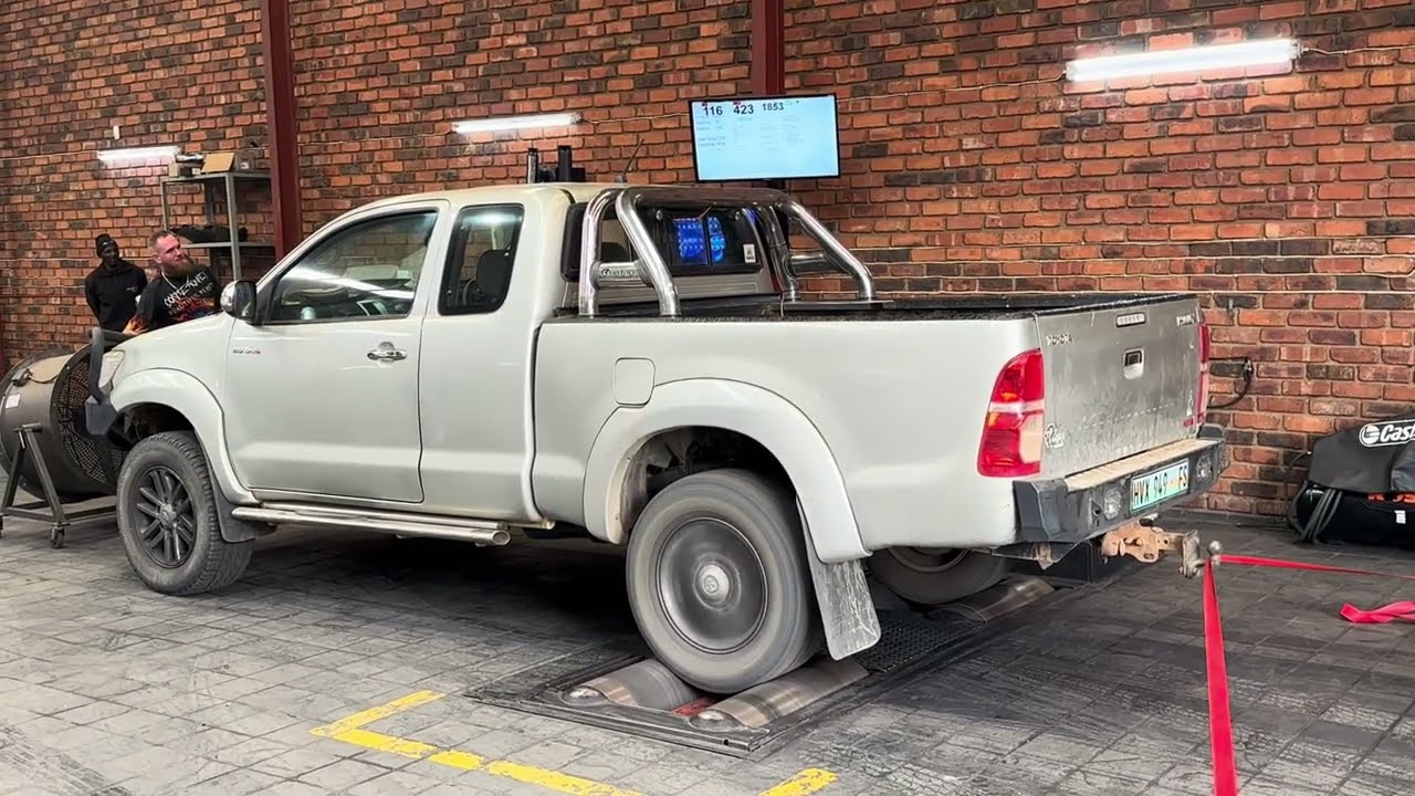 TOYOTA HILUX 3.0D4D (STAGE 2)