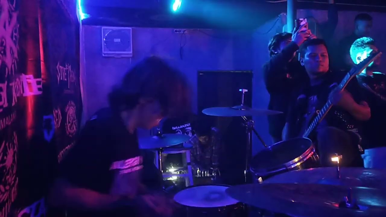 ALERGI KENTES - Dead Police Brutality Live @ Six Asik caffe Bali 2025 