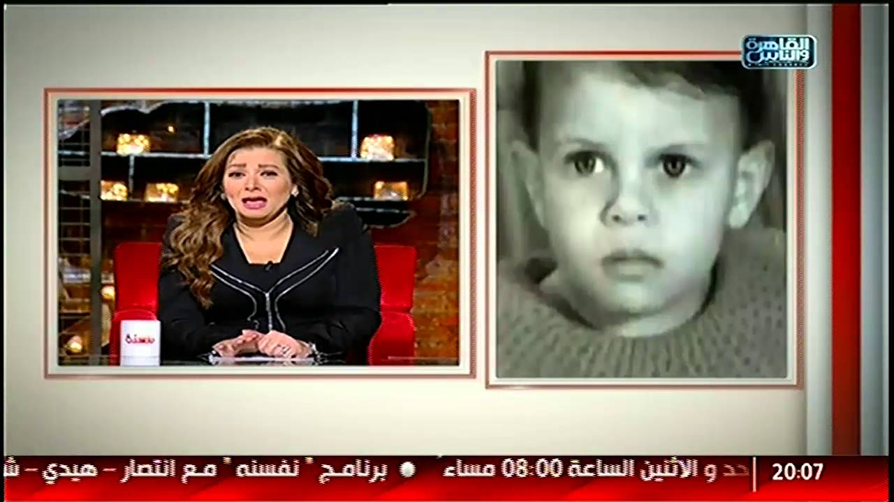 نفسنة | صور الفنانين و هما صغيرين مع هيدى و شيماء و انتصار