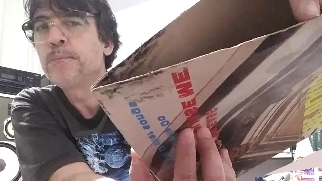 MOFO na CAPA do Disco de Vinil!! Uma LIMPEZA SIMPLES que RESOLVEU e agora VAI PRA COLEÇÃO!!