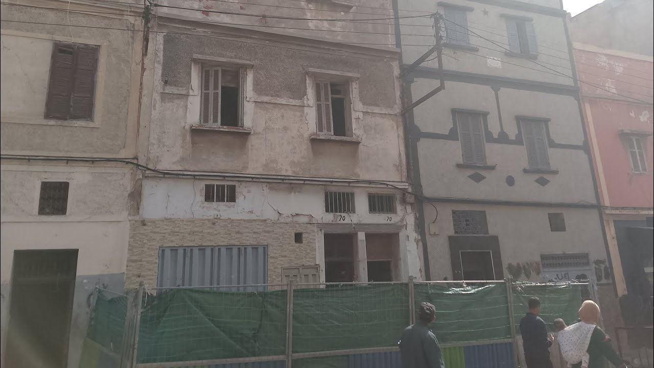 دخلوا تشوفوا واحد الدار في درب الكبير 🫣 يلا غادي يهدموها هادشي بزاف درب السلطان مشا تابع المدينة 😱