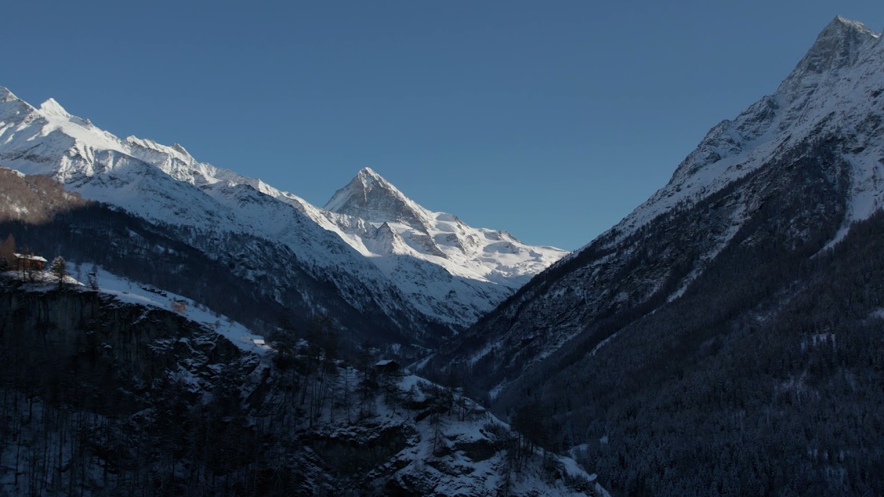 Mountain Landscape - Slow Visuals