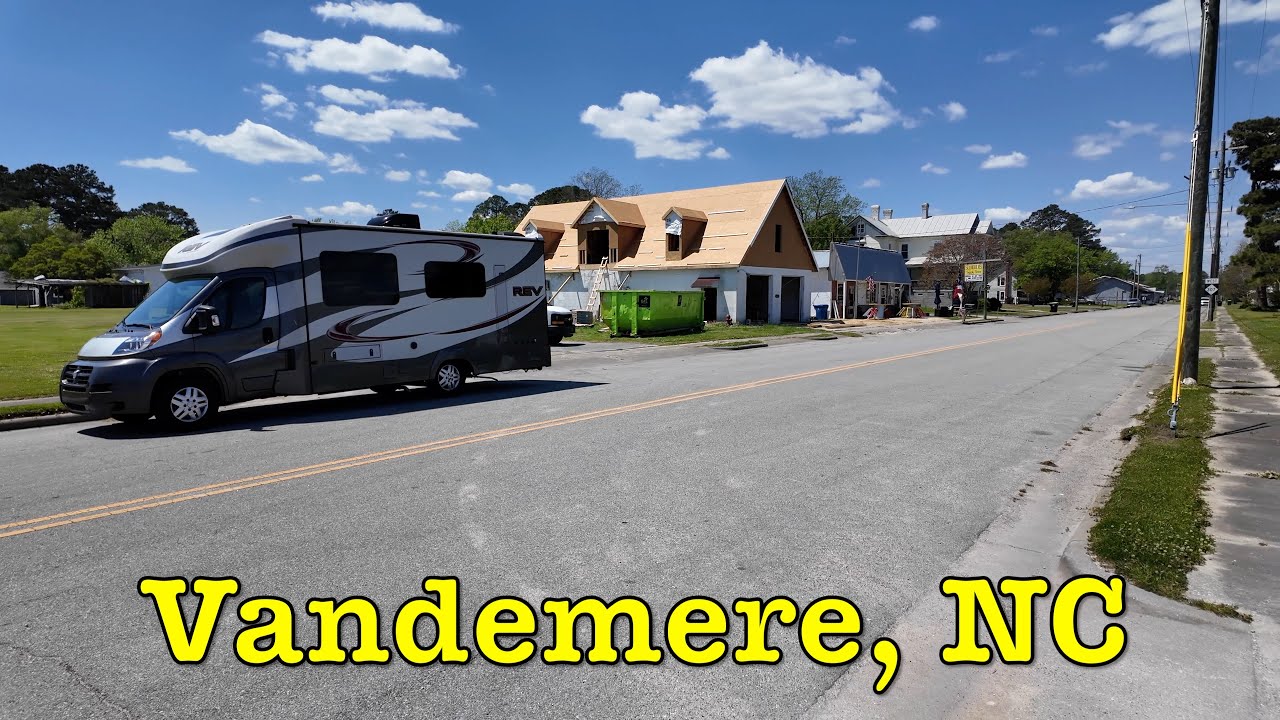 Vandemere | Town Center Walk Through |  Visit, shop, eat, move to, or start a business