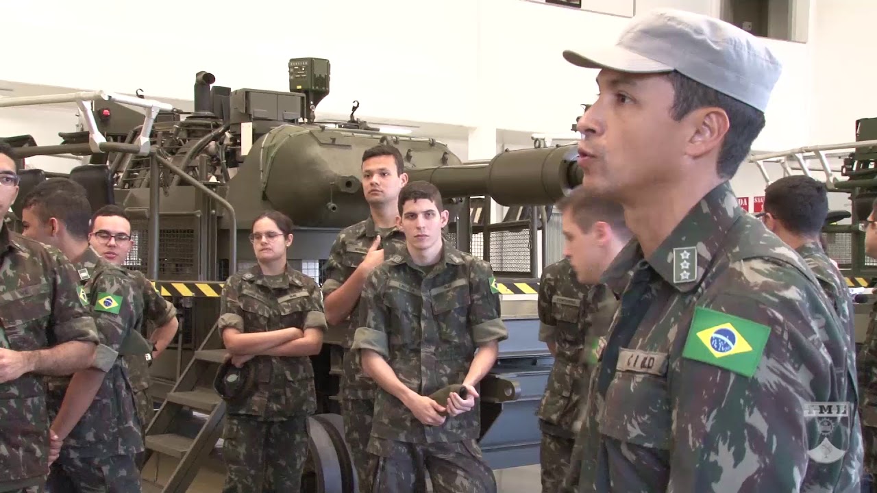 Visita a organizações militares em Santa Maria (RS)