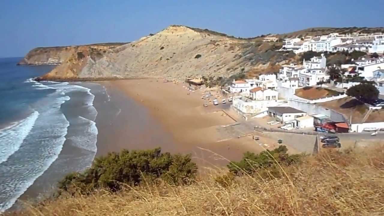 Praia do Burgau Beach, Vila do Bispo Algarve HD