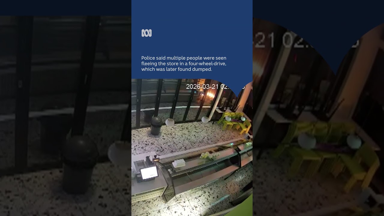 Teens arrested after fire destroys Victorian ice-cream shop | ABC NEWS