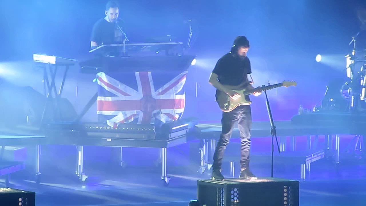 LINKIN PARK LIVE @ THE O2 ARENA - FALLOUT/ROADS UNTRAVELED, TALKING TO MYSELF, BURN IT DOWN