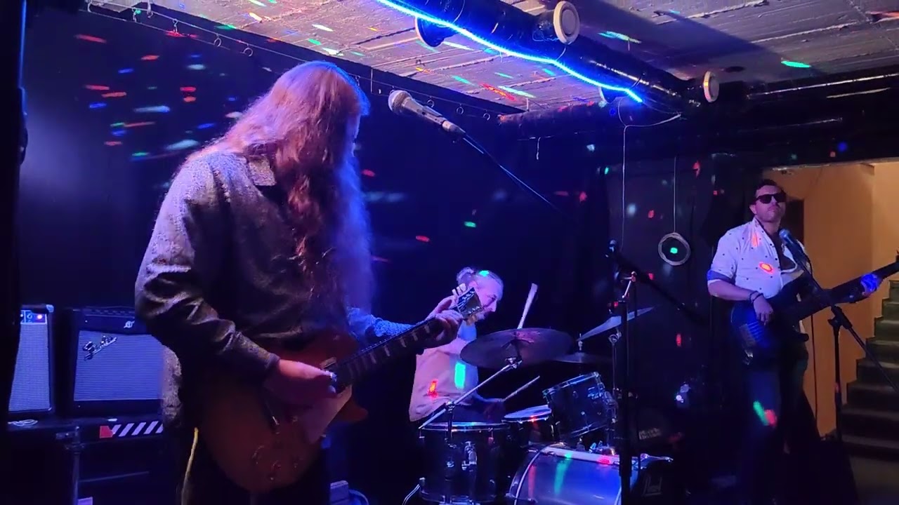 JOEY TENUTO & BAND - On the Top of the Mountain