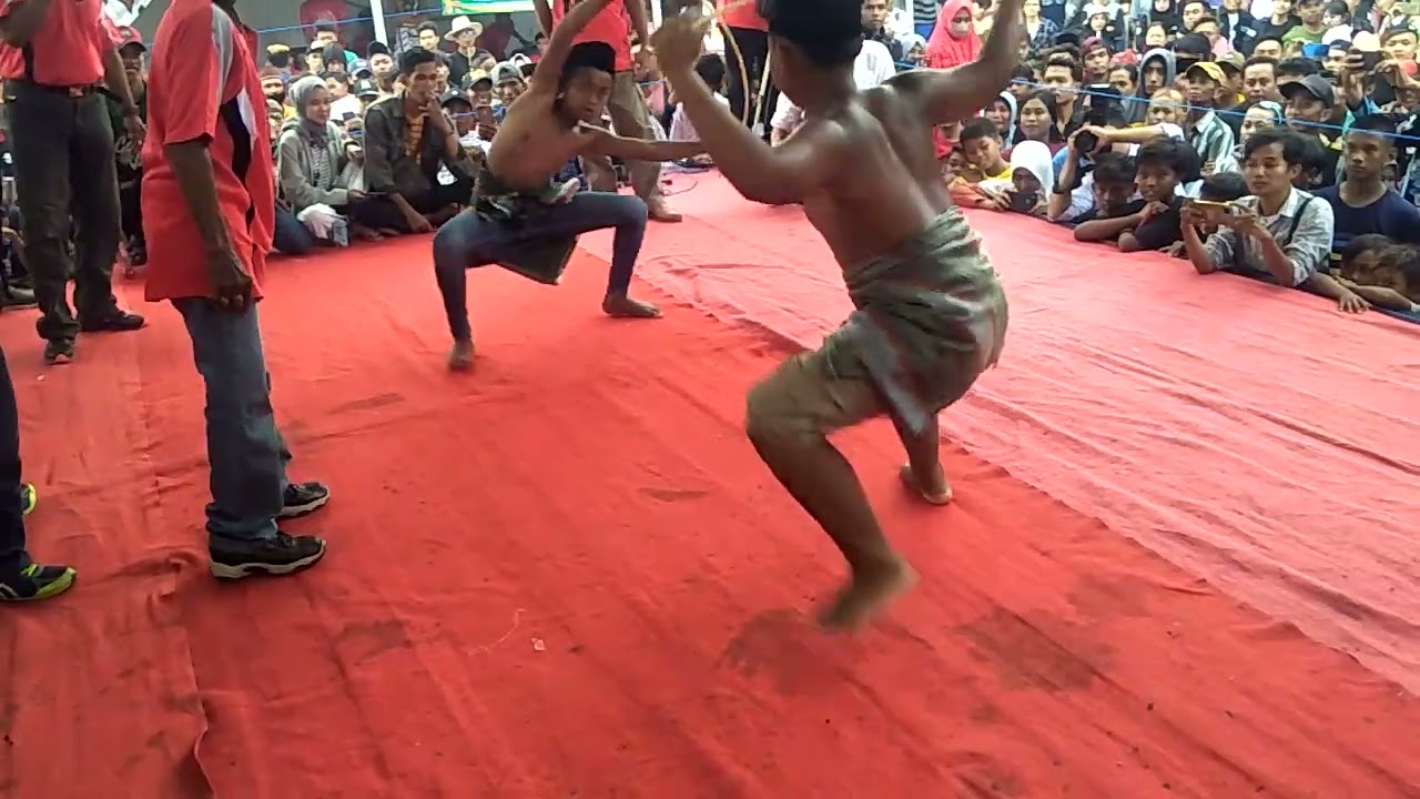 festival ojhung dalam rangka selamatan desa bugeman tahun 2022 park 1