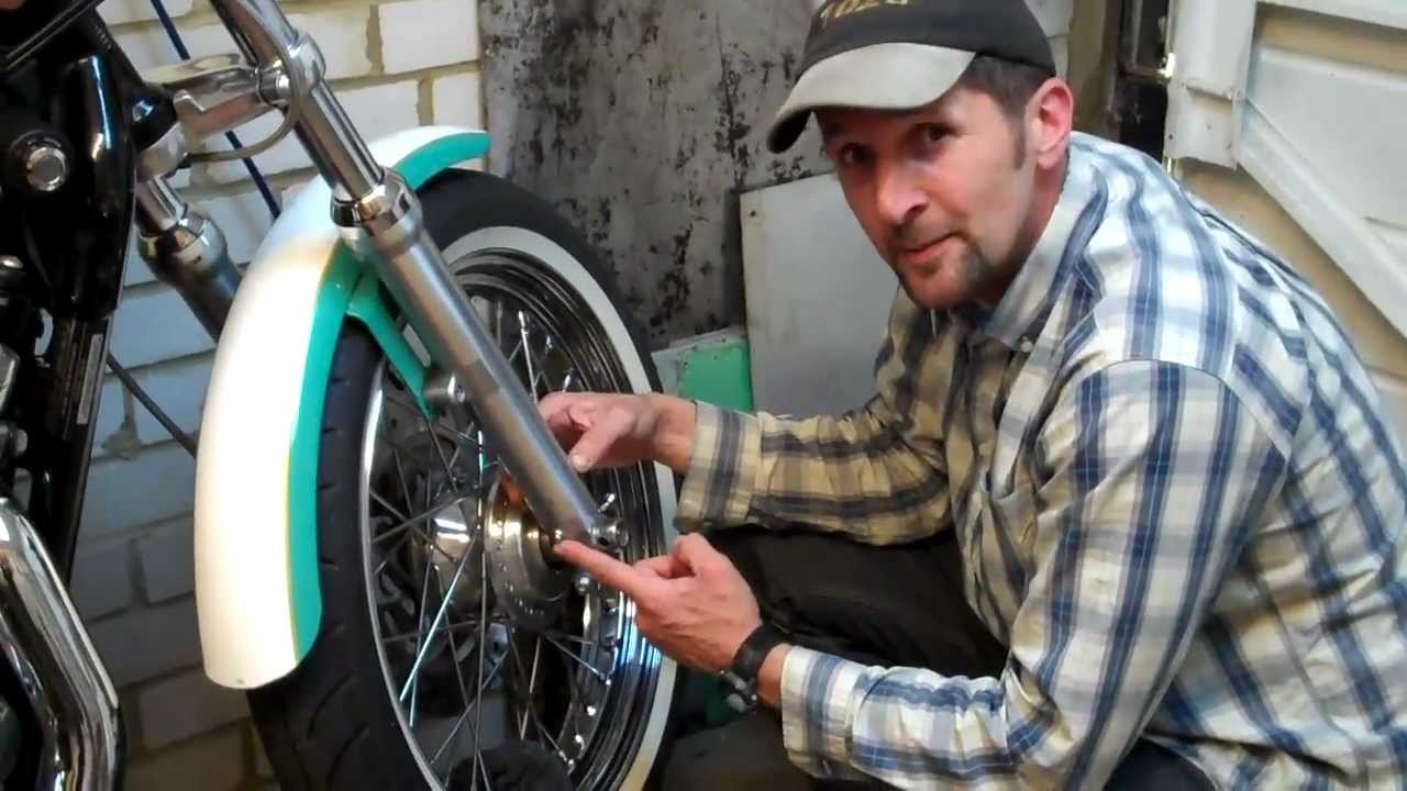 Delboy's Garage, How-To Change Harley Sportster Fork Oil.