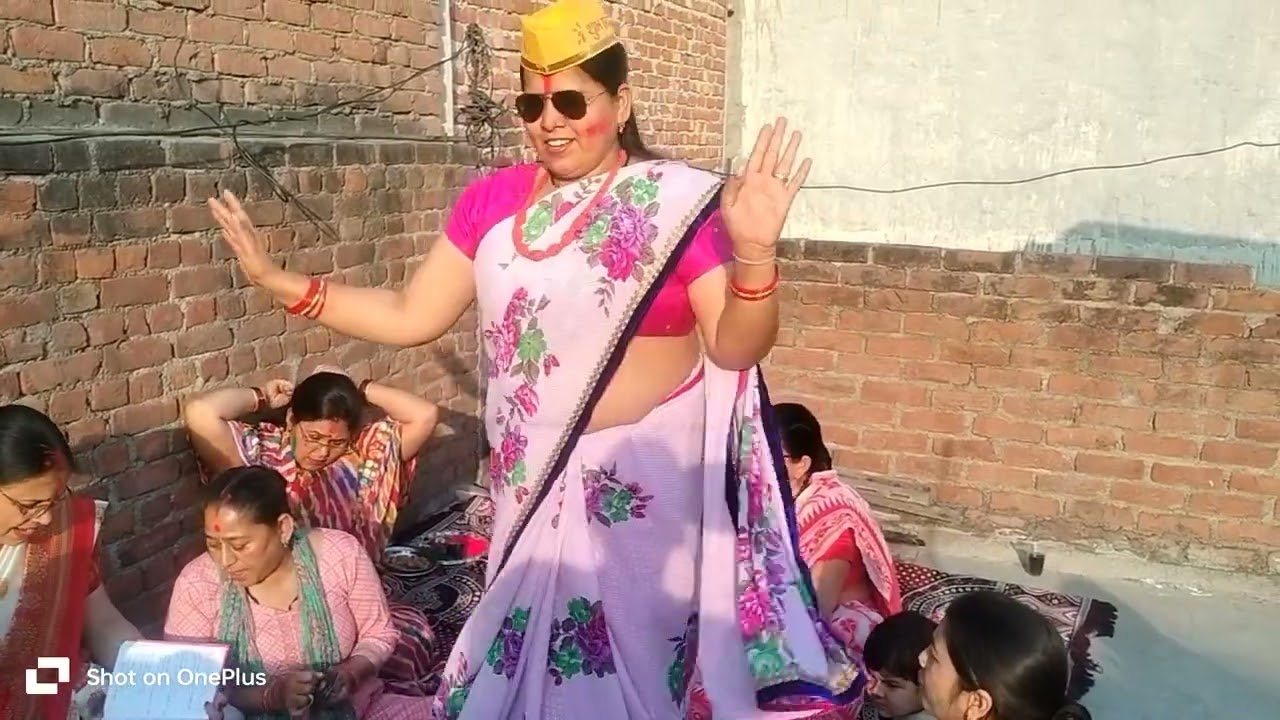 बाली उमरिया है मोरी ओ कान्हा हमसे खेलों ना होली 👌🏻❤️💯🥰
