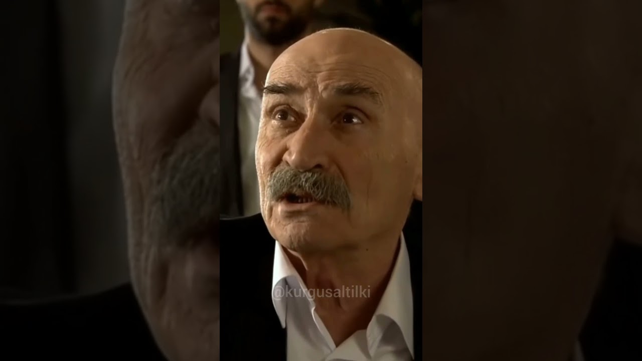 Ramiz Dayı Kaslarını G&ouml;steriyor #shorts