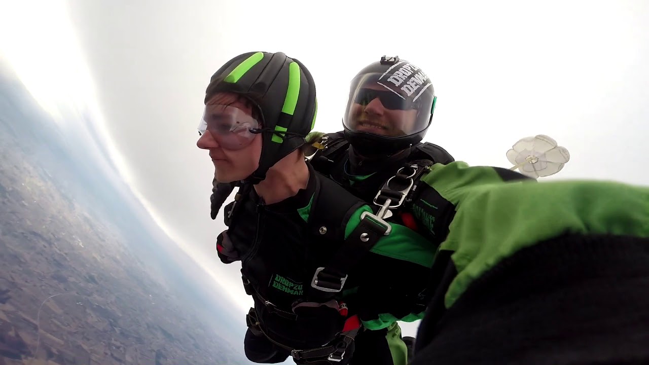 Faldskærmsudspring, Dropzone Denmark