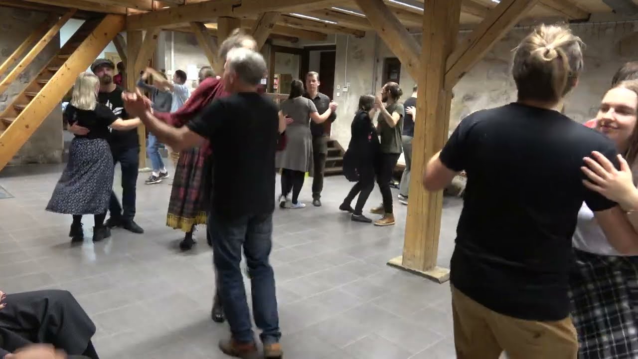 Valsas. Groja Svajūnas Birgiolas. Lietuvių tautos šokiai 2023 12 04