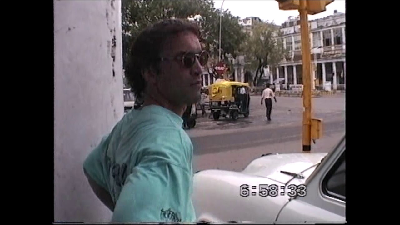 -#Brut - #INDIA - #Delhi First steps 1996