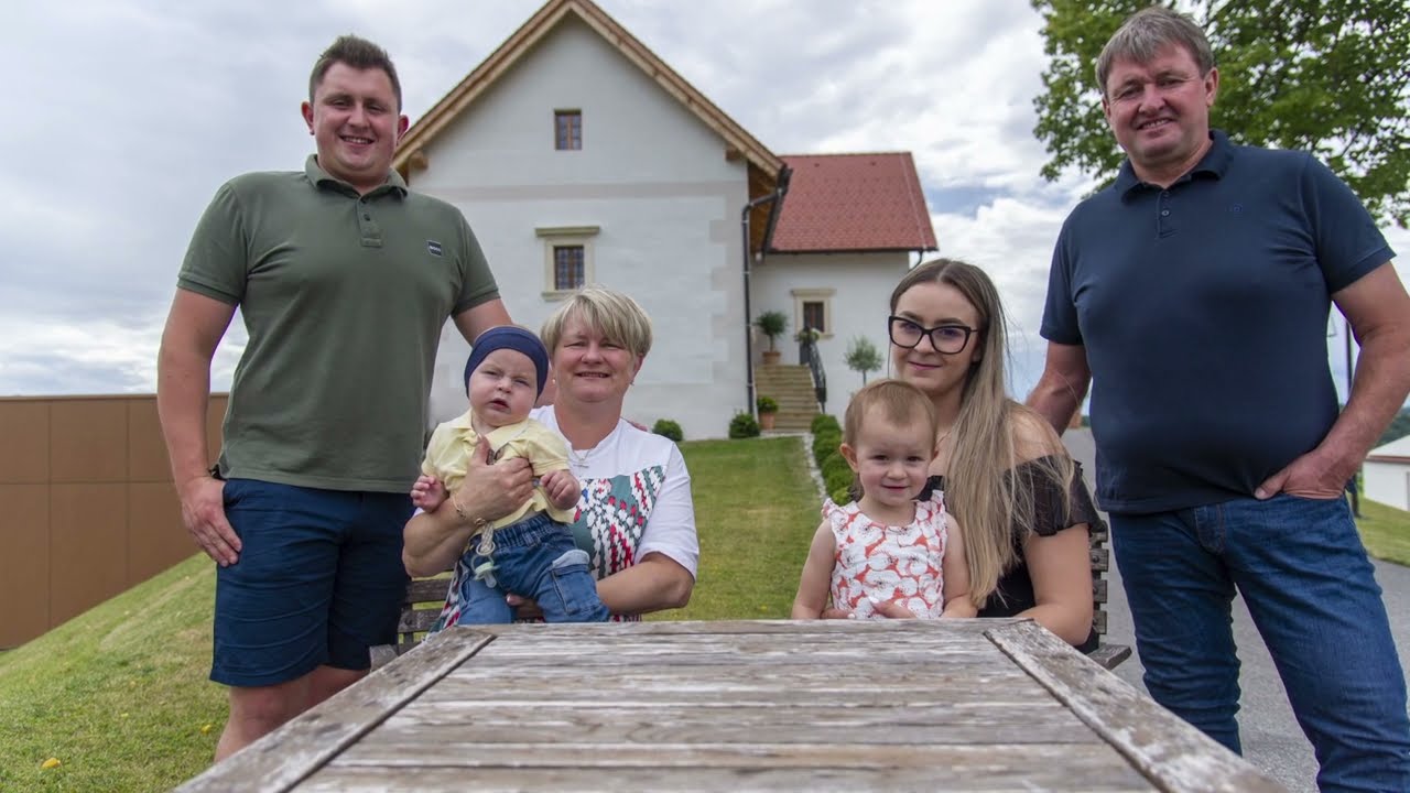 Hosted by family - Vino Leber