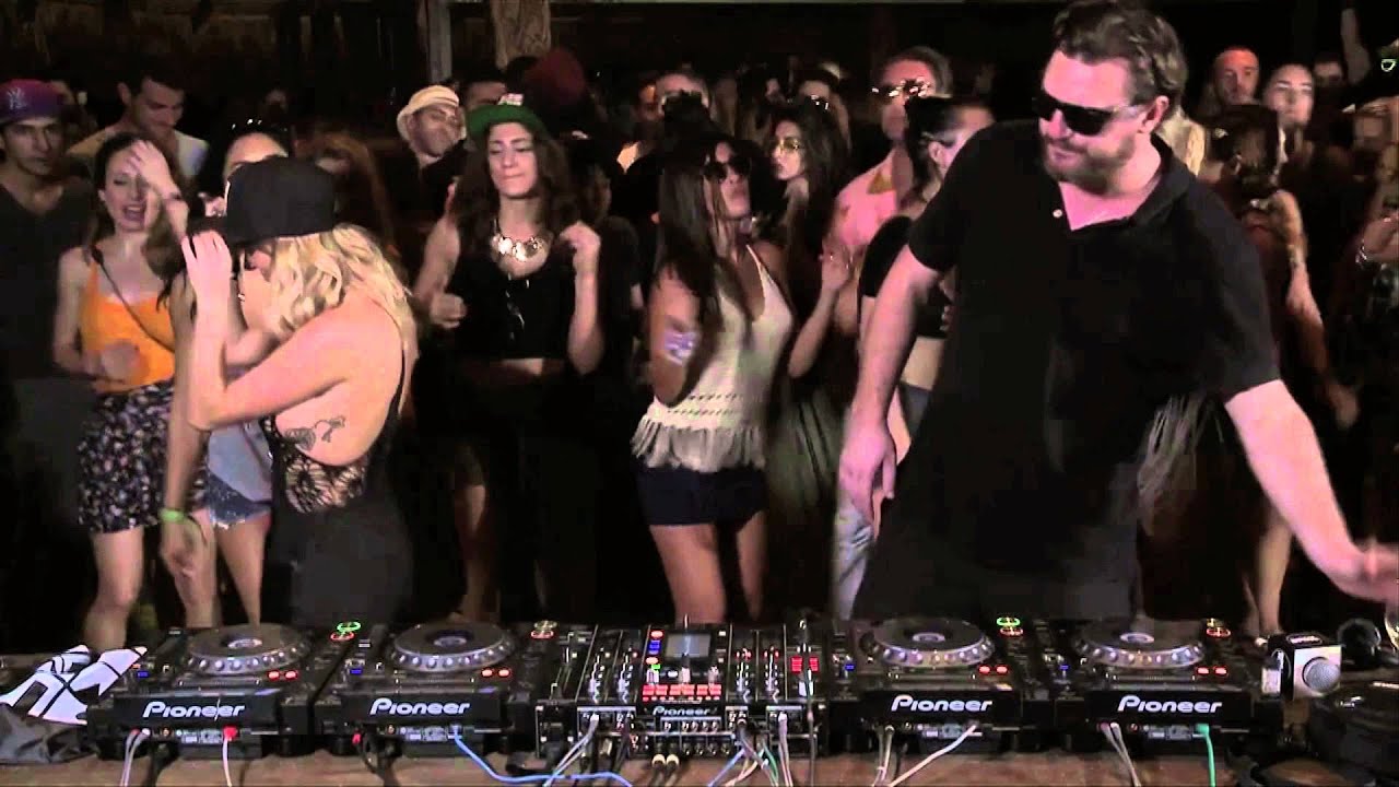 Solomun plays 