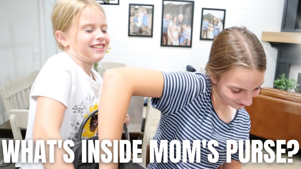 WHY IS MOM'S PURSE SO HEAVY? SO MANY CRAZY THINGS INSIDE UNBOXING A BEAUTIFUL NEW TEDDY BLAKE PURSE