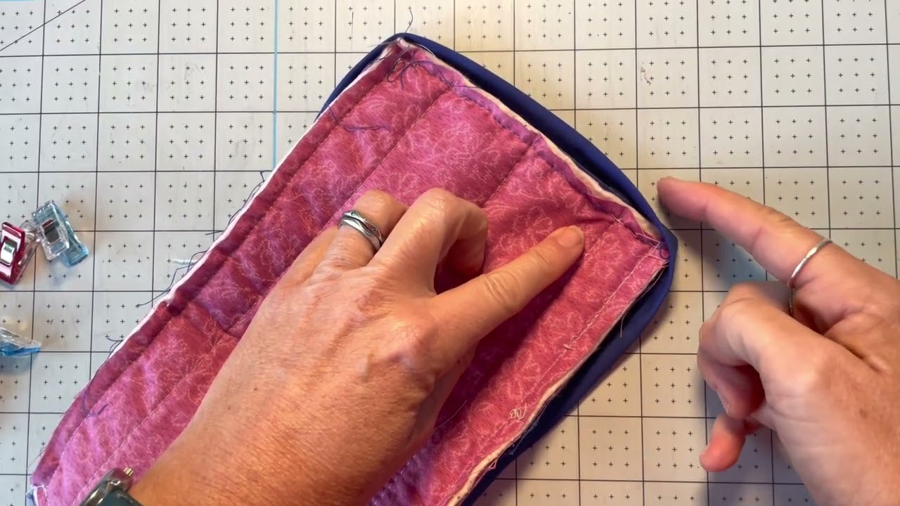 How to mitre the corners of your binding on your quilt