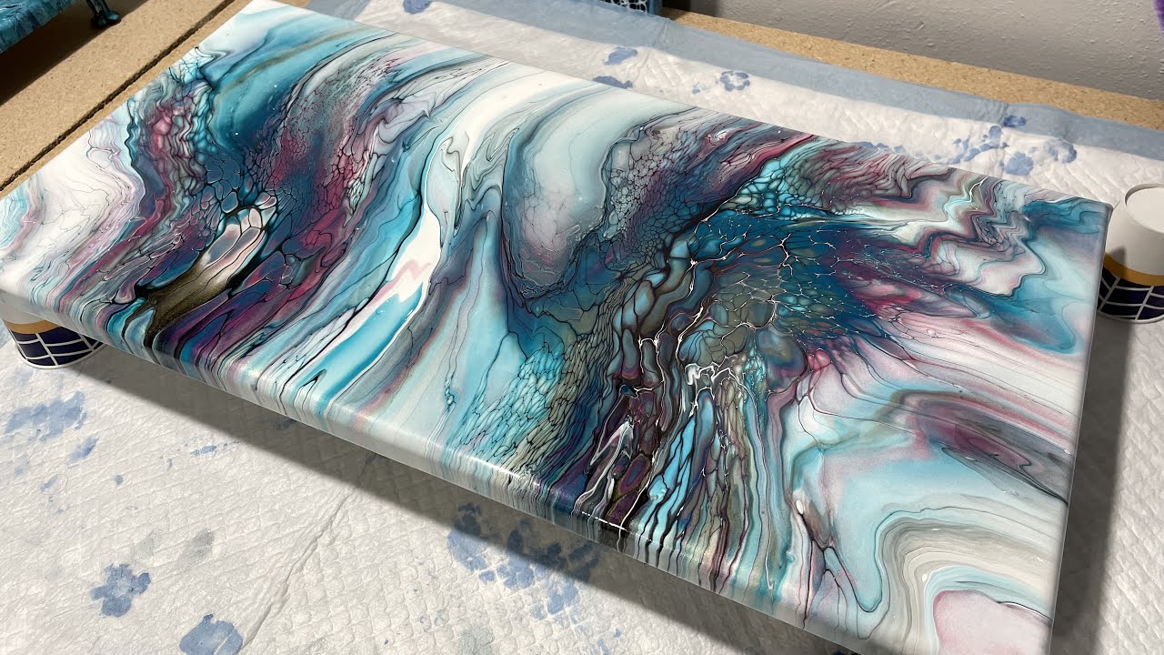 Deconstructed Bloom, вдохновленный техникой @Waterfall Acrylics Shelee Art Bloom с пигментами TLP