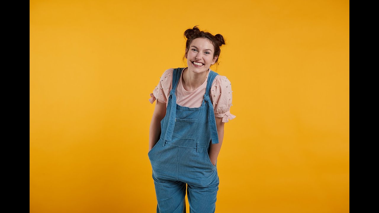 Kids Presenter Showreel - Helena Mitchell
