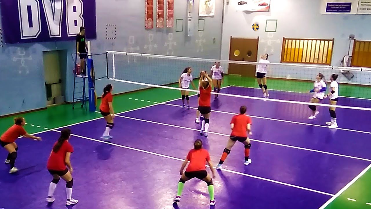 Pallavolo femminile: 1^ divisione  VS  under 16 !