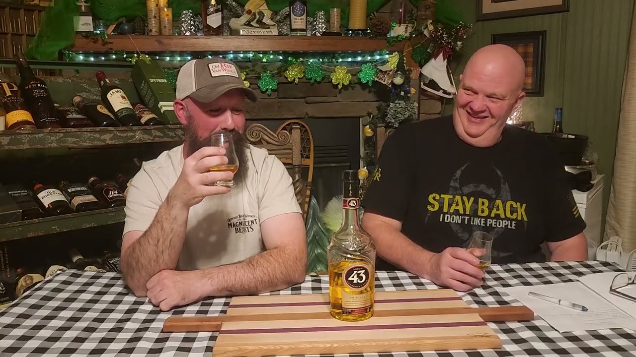 Sunday Fundays and we try Licor 43. #licor43 #liquor #liquor #tastetest #tastetestreview #bourbon