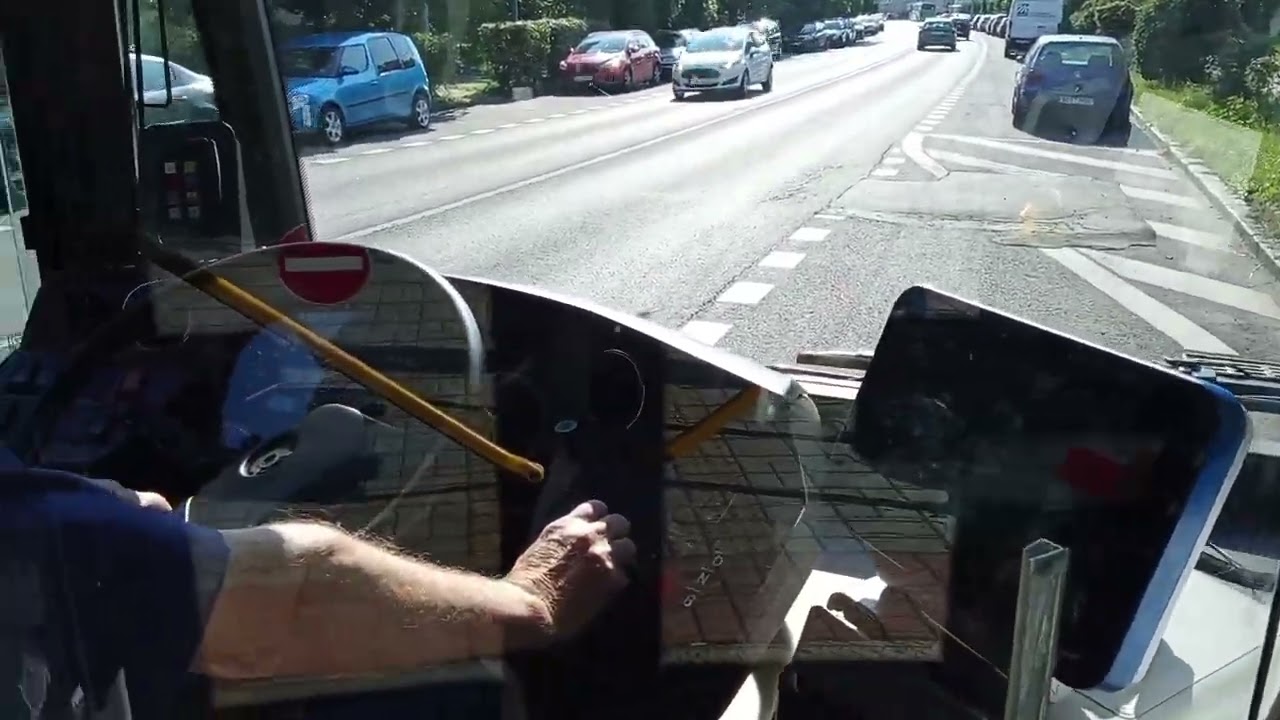 (MD TEPLICE) Přehřátí baterií u vozu Škoda 32Tr SOR Ev.č.121