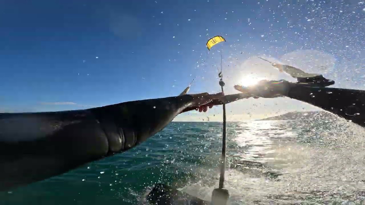 Kitesurf session Arma Di Taggia - Liguria RAW ( north orbit )