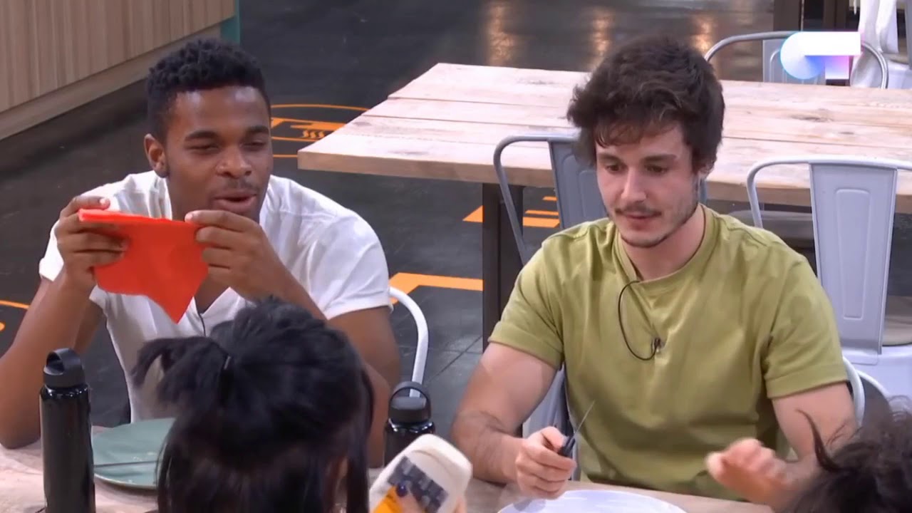 MIKI y MARTA explican anecdotas divertidas de sus hermanos | OT 2018