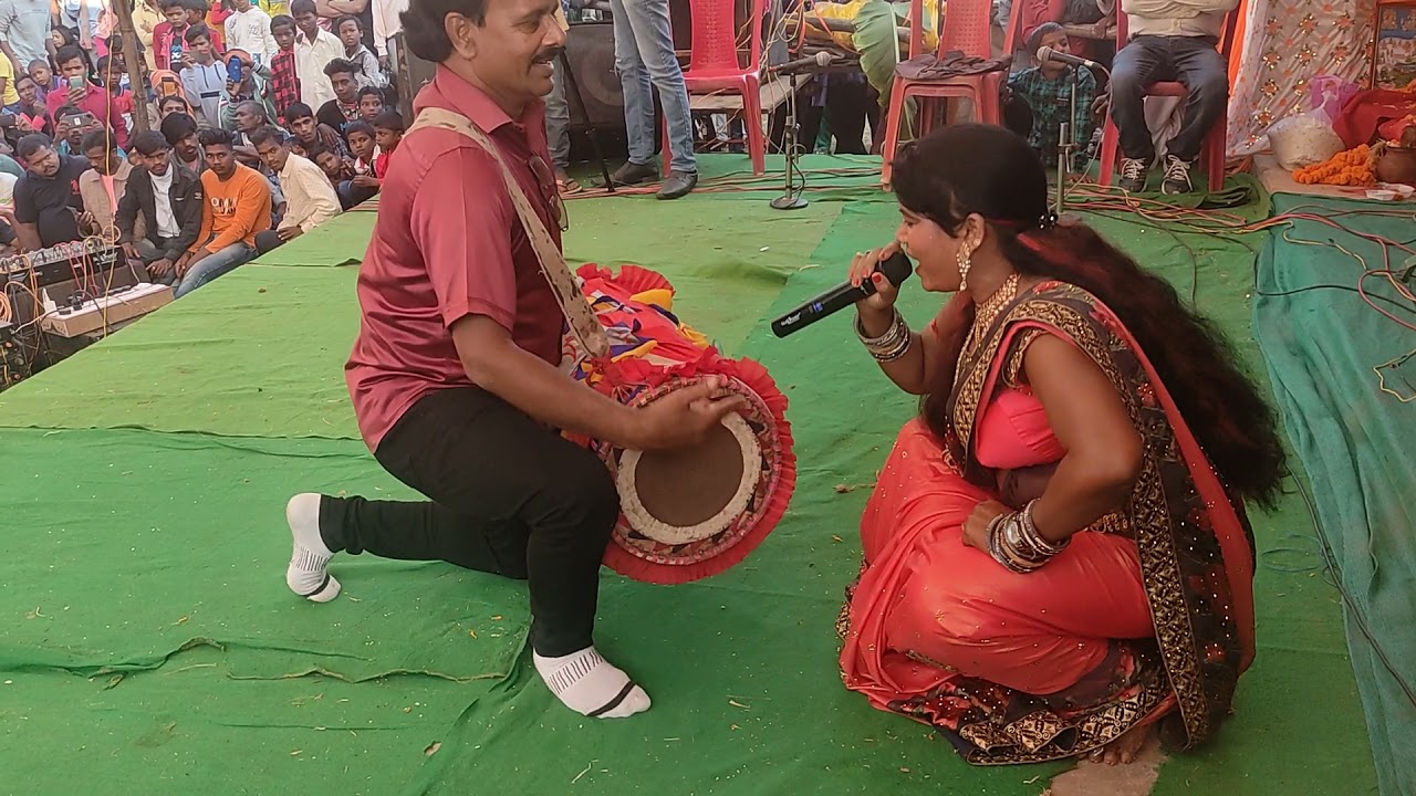 Hulas Mahato & Arti Devi new jabardast stage video(Sargam musical grup) Hazaribagh...