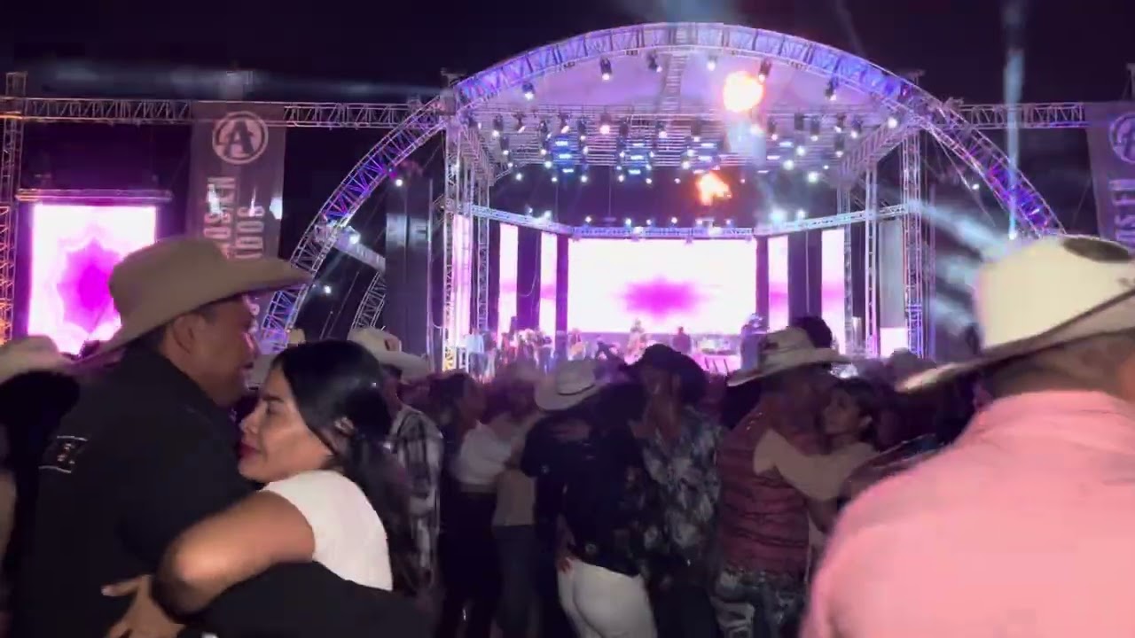 Los &Aacute;vila Baile en feria Tula 2024 ‼️