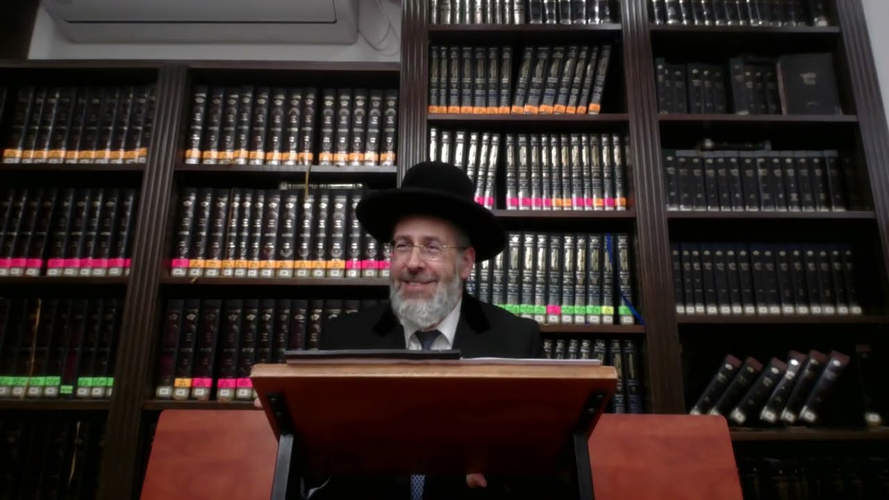 הרב הראשי הגאון רבי דוד לאו בשיעור בעניין מהות פרסום הנס בחנוכה