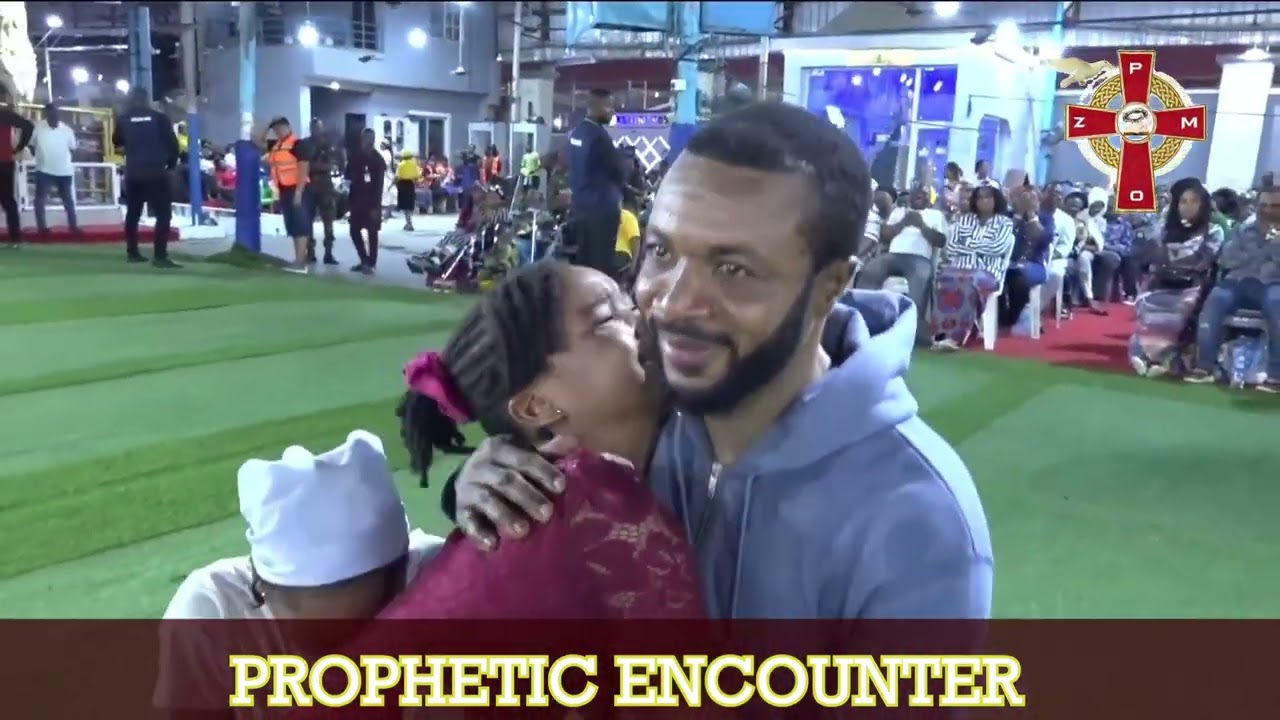 Rejected For 11 Years  Because She Gave Birth To Girls, But Was Honored  With One Million Naria