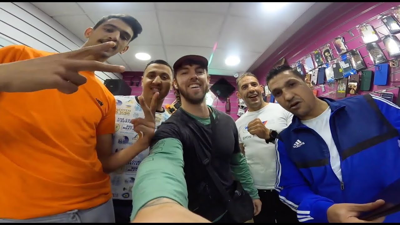 🇲🇦 Vlogcito #5 - Fes Morocco - Phone repair mission + meeting locals (ENG+ESP with subs)