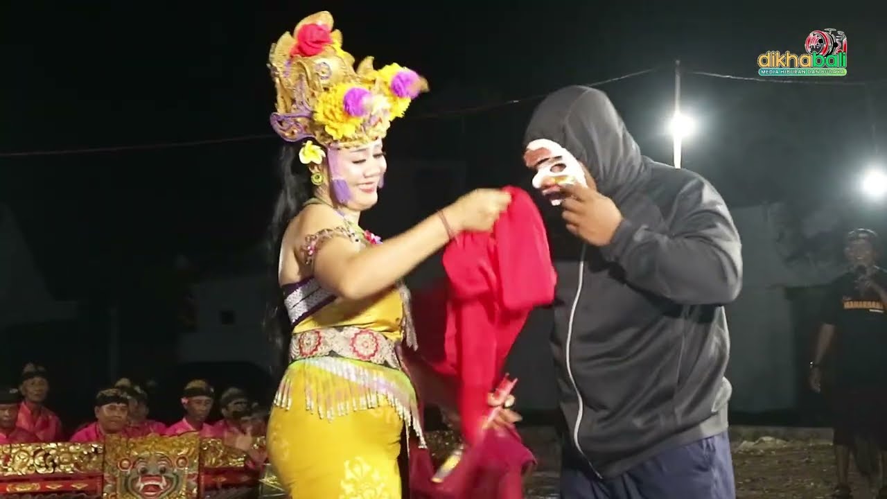 Dek Sumi Ketemu Pengibing Lucu