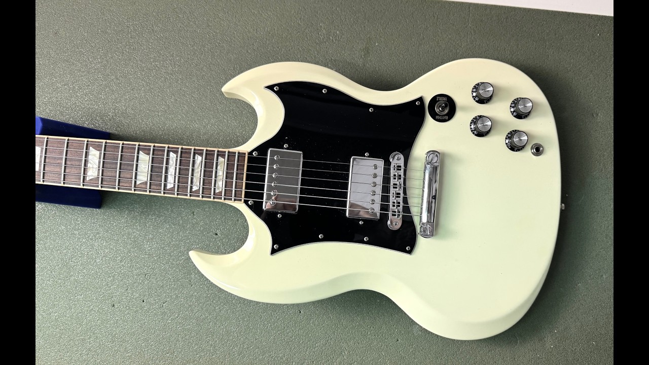 2011 Gibson SG Standard '60s Coil-tap (Classic White) 111011357