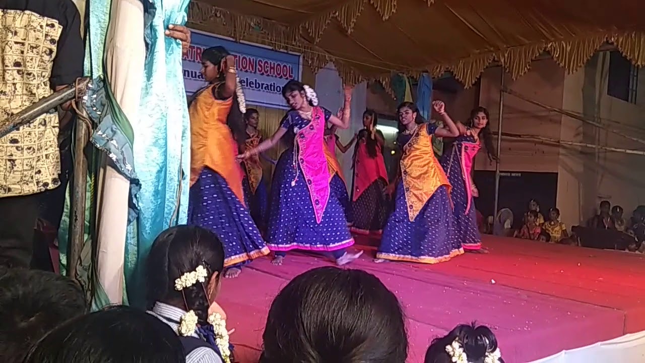 S.m.r.v. girls