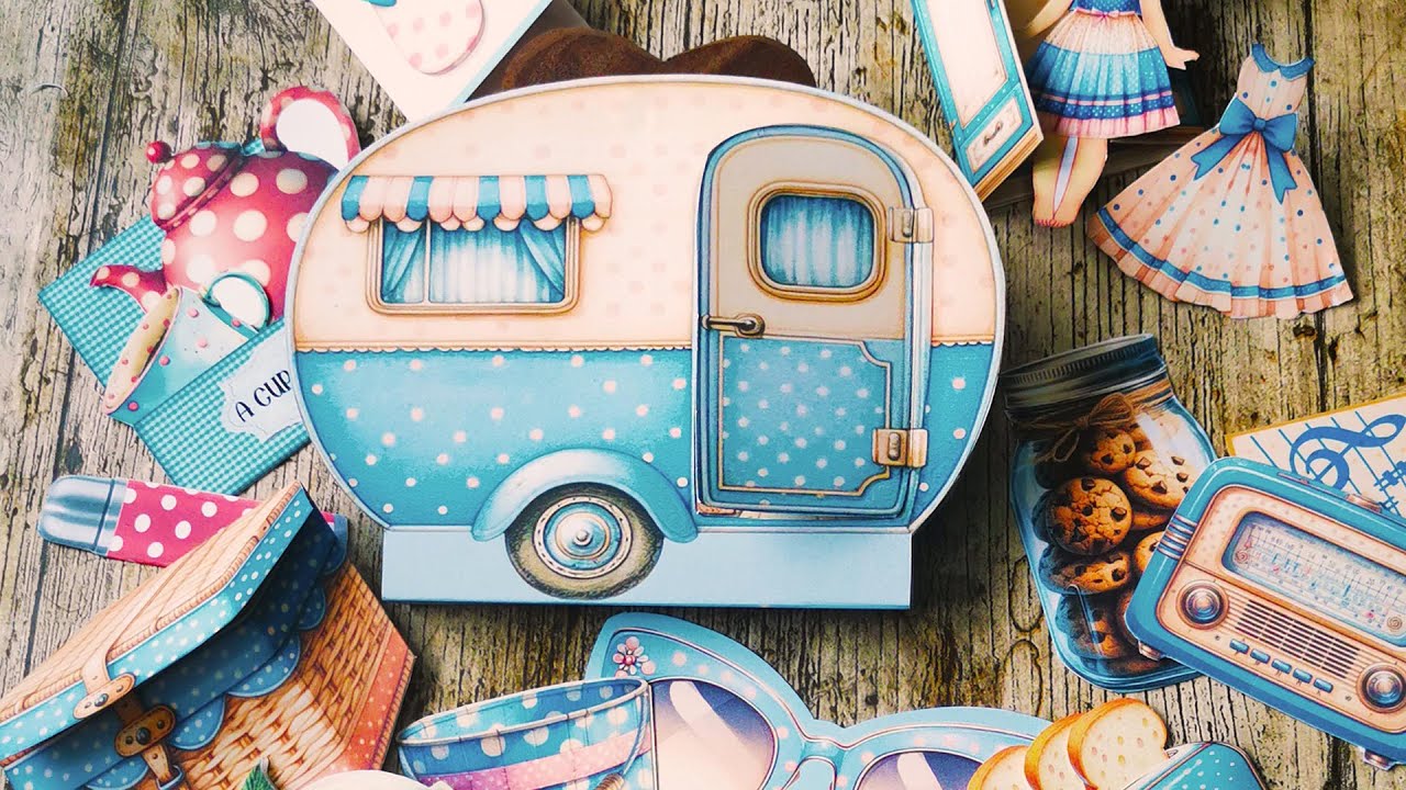 The Caravan Junk Journal Folio with 10 Interactive Projects