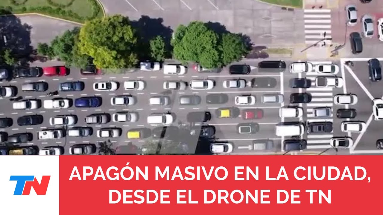El caos de tránsito en la 9 de Julio desde el drone de TN: no funcionan los semáforos por el apagón