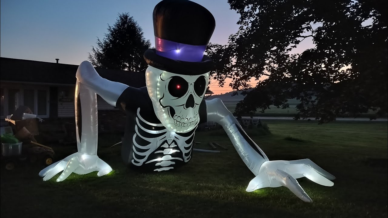 NEW FOR 2025 Gemmy Airblown Inflatable Halloween 14ft Skeleton Review