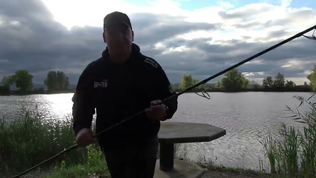 Ár Tér(Horgászvideók) A régóta várt távdobó horgászbot :Black Edition KAIWO LR 4 25 m  teszt.