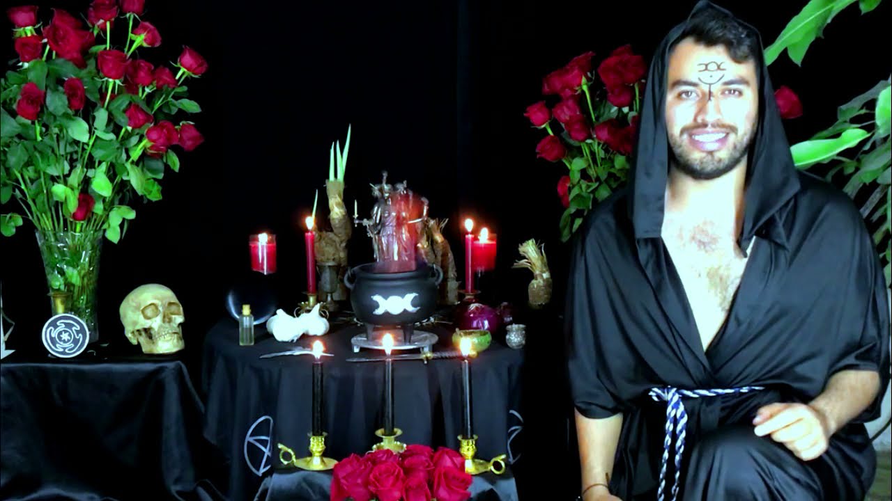 ¿Cómo crear tu altar para la diosa Hecate?
