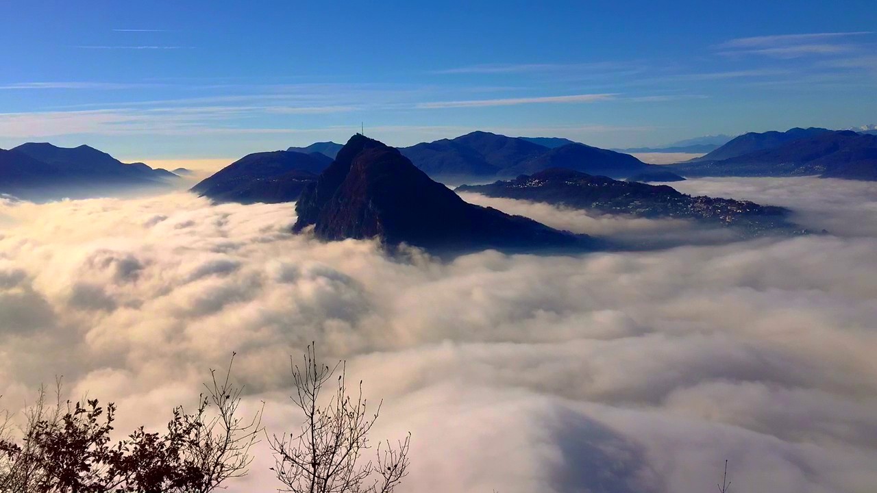 LUGANO Monte Br&eacute;, mare sospeso nell'aria {MBproduction}