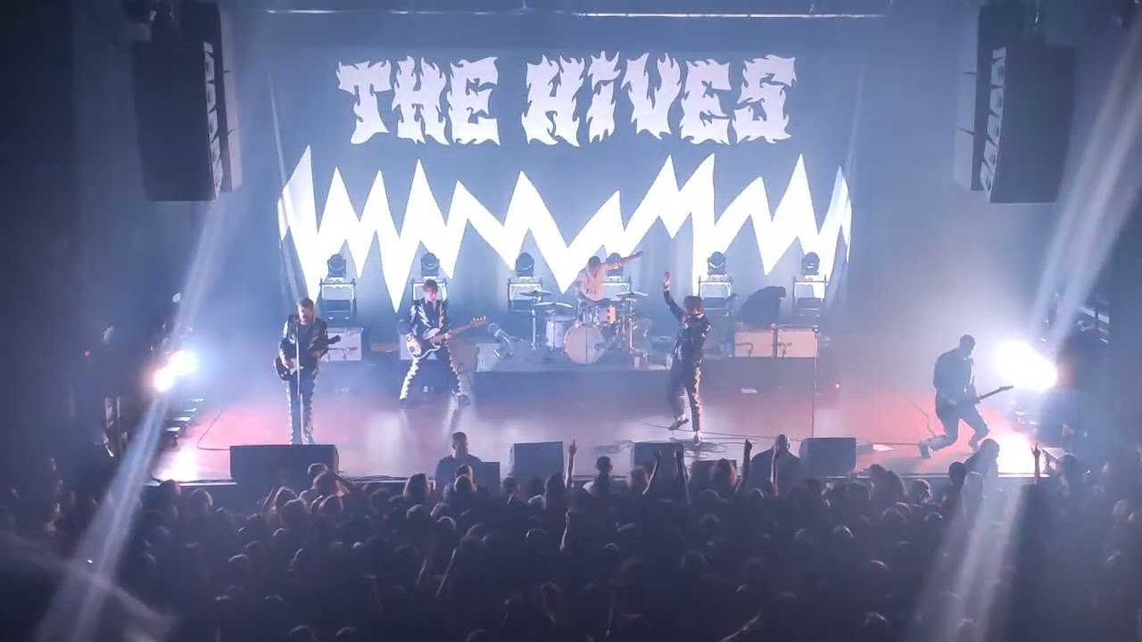 The Hives - Hate to Say I Told You So & Trapdoor Solution - Le Bikini - Toulouse - 9 oct 2023 - 3/4