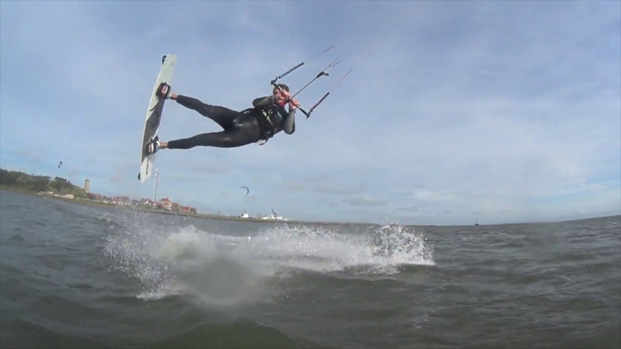 Kitesurfen Terschelling, Netherlands, groene strand - AKA Bart The Movie