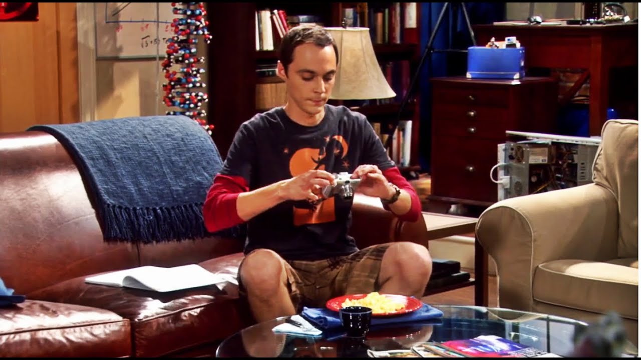 SHELDON EXPERIMENTA con sus HUEVOS - TBBT (T01E04) (LATINO)